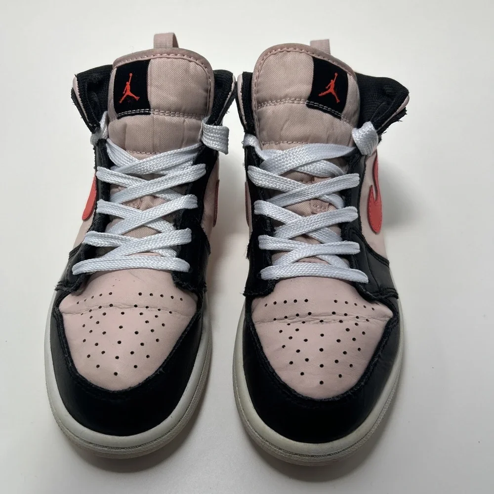 Nike Air Jordan 1 Mid Sneaker (PS) Sz 2.5Y Women's Sz 4 Pink/Infrared 640734-604